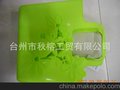 批发供应长方形炫彩图案软料篮子、 塑料镂空图案软料手提篮