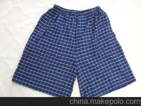 日韓尾單精品，韓版褶皺男式牛仔褲短褲搭配男式沙灘褲擺攤圖片
