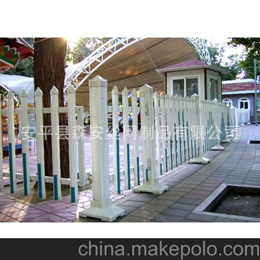 廠家大量供應(yīng)美觀，堅(jiān)固，實(shí)惠的pvc塑鋼護(hù)欄圖片