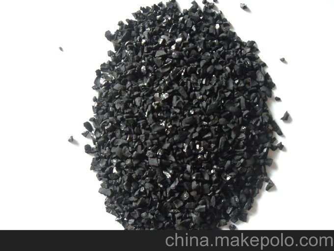 用于活性炭過濾器專用椰殼活性炭濾芯 活性炭廠工業(yè)水處理活性炭圖片