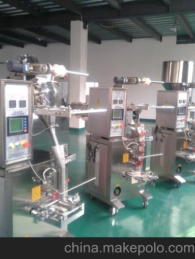 供應小飾品包裝機，裝飾品自動(dòng)包裝機，扣子包裝機，接線(xiàn)頭包裝機圖片