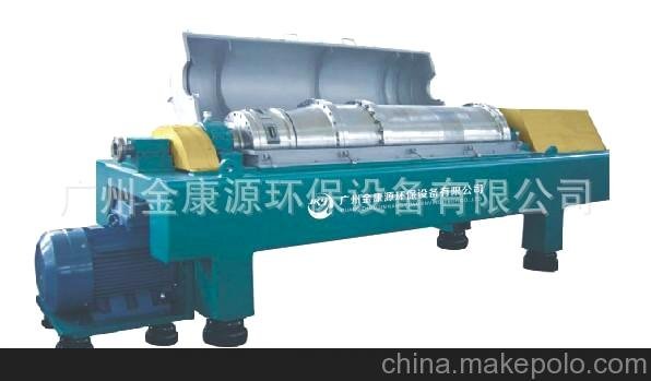 臥式自動離心機(jī)圖片