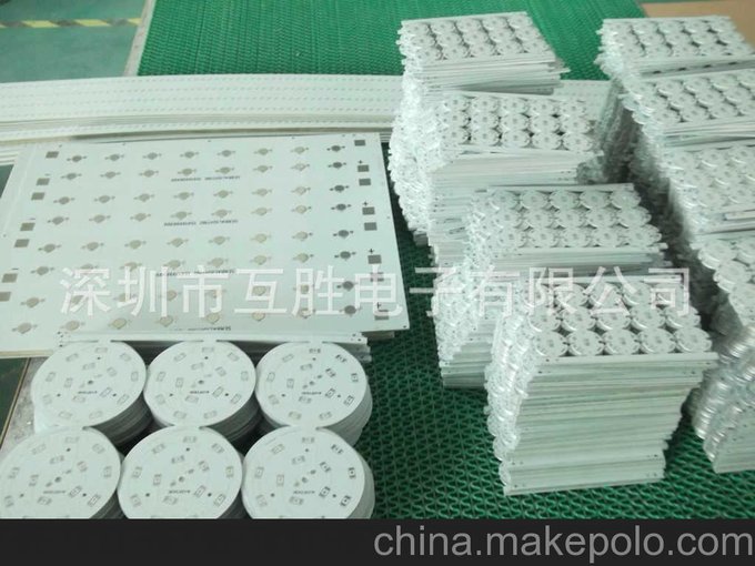專(zhuān)生產(chǎn)高質(zhì)量鋁基板 進(jìn)口油墨 高導熱板材 能提供UL SGS證書(shū)圖片